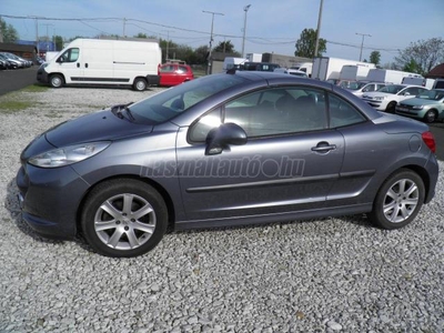 PEUGEOT 207 CC 1.6 VTi Feline