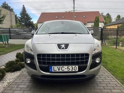 PEUGEOT 3008 1.6 HDi Premium