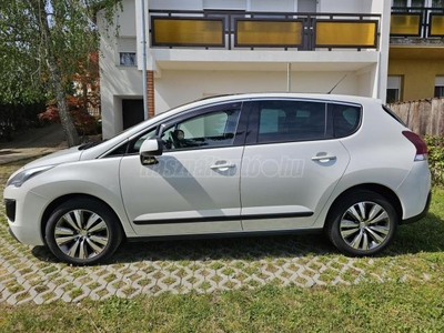 PEUGEOT 3008 1.6 HDi Style