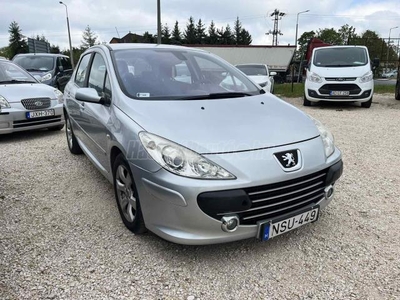 PEUGEOT 307 1.6 HDi D-Sign