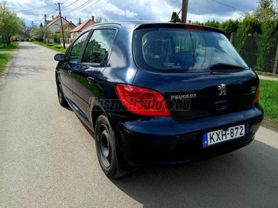 PEUGEOT 307 1.6 HDi D-Sign