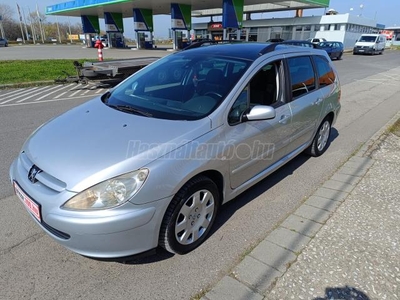 PEUGEOT 307 SW 2.0 HDi Premium 7 fős