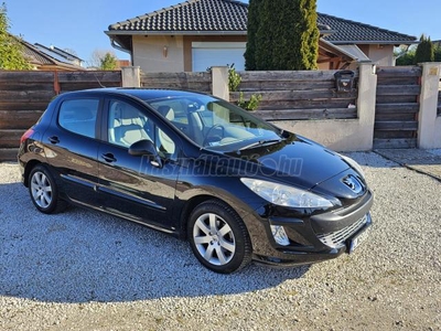 PEUGEOT 308 1.4 VTi Premium