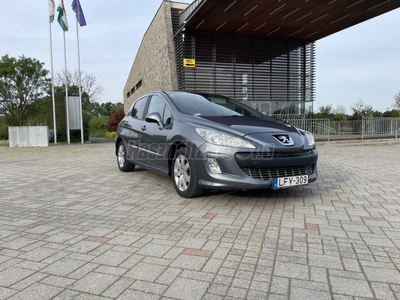 PEUGEOT 308 1.6 HDi Premium