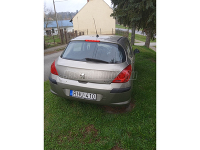 PEUGEOT 308 1.6 HDi Premium