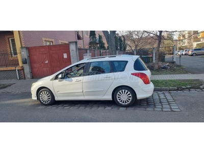 PEUGEOT 308 1.6 THP Premium Pack