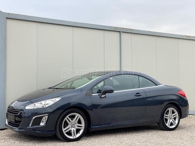 PEUGEOT 308 CC 1.6 HDi Premium Pack Gyári fényezésű!/Navigáció/Parkradar/Tempomat/Márkaszervizben végig szervizelt!