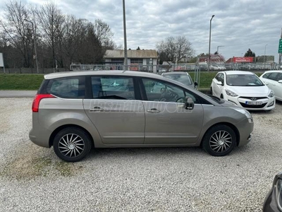 PEUGEOT 5008 1.6 HDi Access