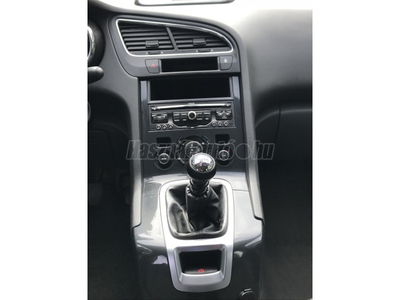 PEUGEOT 5008 2.0 HDi Active