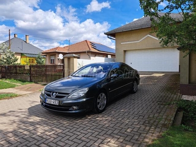 PEUGEOT 607 2.7 V6 HDi Executive Tiptronic