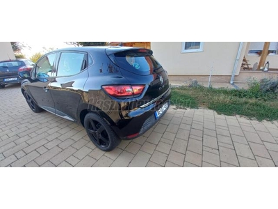 RENAULT CLIO 1.2 16V Advantage