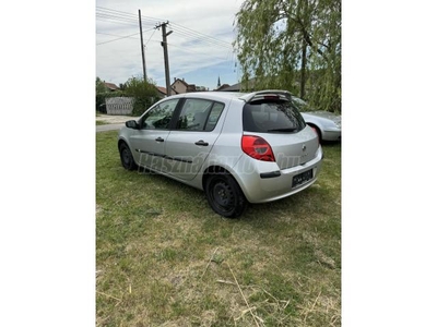 RENAULT CLIO 1.2 16V Expression