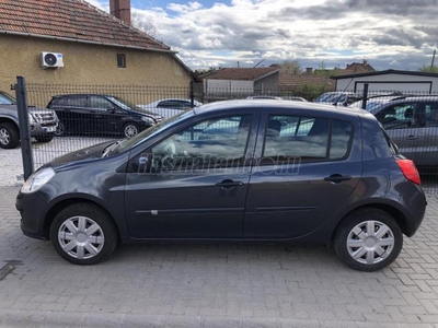 RENAULT CLIO 1.2 16V Voyage