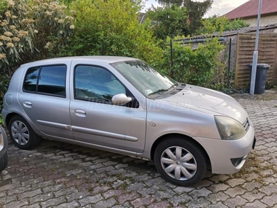 RENAULT CLIO 1.4 16V Tech Run