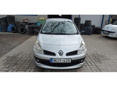 RENAULT CLIO 1.5 dCi Authentique Plus