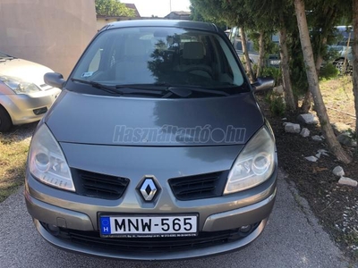 RENAULT GRAND SCENIC Scénic 1.5 dCi Dynamique HOSSZÚ MŰSZAKI! 7 SZEMÉLYES! VONÓHOROG!ELLENŐRIZHETŐ. MAGYAR AUTÓ!