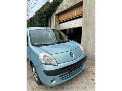 RENAULT KANGOO 1.6 16V Privilege TomTom