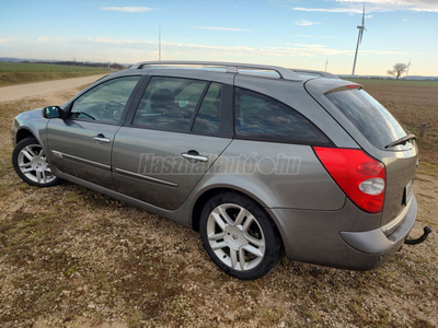 RENAULT LAGUNA Vonóhorog