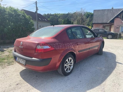 RENAULT MEGANE 1.5 dCi Authentique Plus