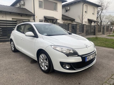 RENAULT MEGANE 1.6 Advantage