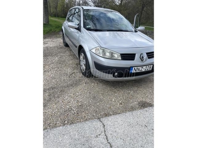 RENAULT MEGANE 1.6 Dynamique Friss műszakival