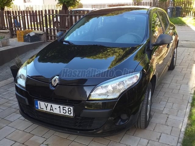 RENAULT MEGANE 1.6 Generation Authentique