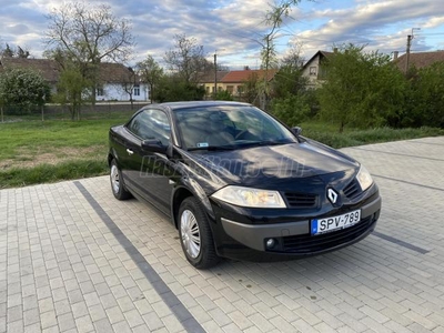 RENAULT MEGANE CC 1.6 Dynamique