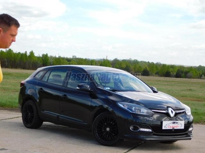 RENAULT MEGANE Grandtour 1.5 dCi Business 4.9L/100KMVagány megjelenésMegbízható konstrukcióGyári Navi