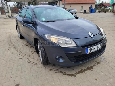 RENAULT MEGANE Grandtour 1.5 dCi Dynamique EDC