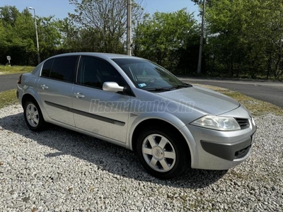 RENAULT MEGANE Limousine 1.4 Authentique Magyarországi