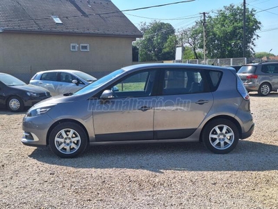 RENAULT SCENIC Scénic 1.5 dCi Dynamique