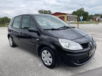 RENAULT SCENIC Scénic 1.5 dCi Expression ABS+ KLÍMA !!!