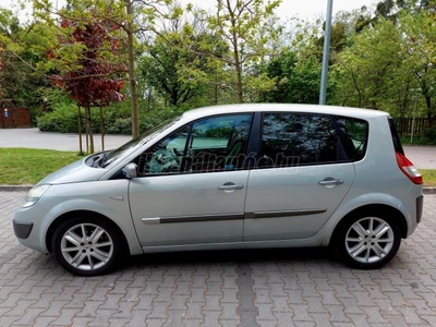 RENAULT SCENIC Scénic 1.6 Dynamique Plus