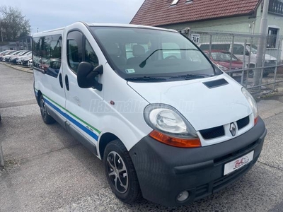 RENAULT TRAFIC 1.9 dCi L1H1 Passenger 9 SZEMÉLY ÚJONNAN MAGYARORSZÁGON VÁSÁROLT