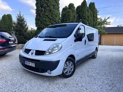 RENAULT TRAFIC 2.5 dCi L1H1 Generation (Automata) 5 SZEMÉLY - KLÍMA - KAMERA - VONÓHOROG