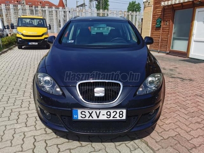 SEAT ALTEA XL 2.0 PD TDI 16V Stylance DSG VEZ.SZERVIZKÖNYV-ÜLÉSFŰTÉS-XENON-TEMPOMAT-DUPLA DIGITKLÍMA!