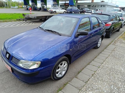 SEAT CORDOBA 1.4 16V Signo