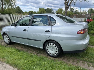 SEAT CORDOBA 1.4 PD TDI Gold