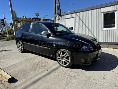 SEAT IBIZA 1.9 PD TDI 160 Cupra