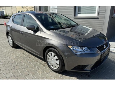 SEAT LEON 1.2 TSi Reference EU6 2kulcs. szervizkönyv