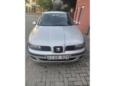 SEAT LEON 1.6 16V Stella