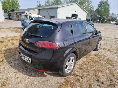 SEAT LEON 1.6 MPI Reference