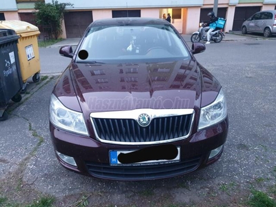 SKODA OCTAVIA 1.4 Clever