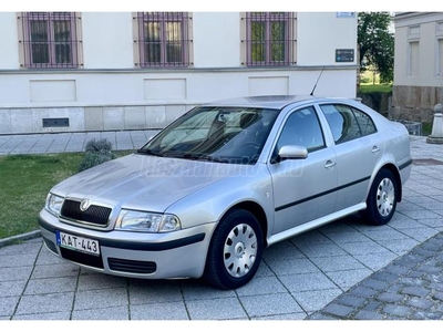 SKODA OCTAVIA 1.4 Tour