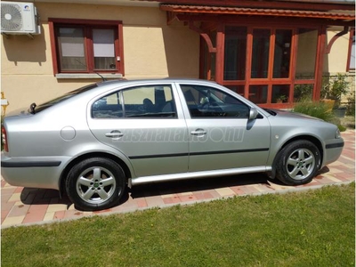 SKODA OCTAVIA 1.6 Classic