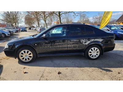 SKODA OCTAVIA 1.6 Cool Tradition