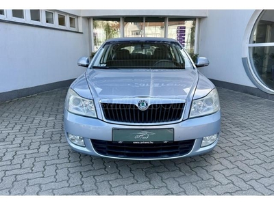 SKODA OCTAVIA 1.6 CR TDI Ambiente DPF DSG GARANCIÁVAL!