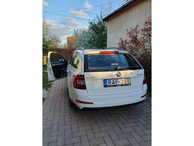 SKODA OCTAVIA 1.6 CR TDI Ambition