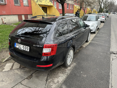 SKODA OCTAVIA 1.6 CR TDI Elegance DSG