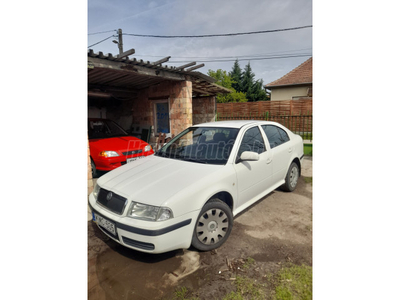 SKODA OCTAVIA 1.6 Tour